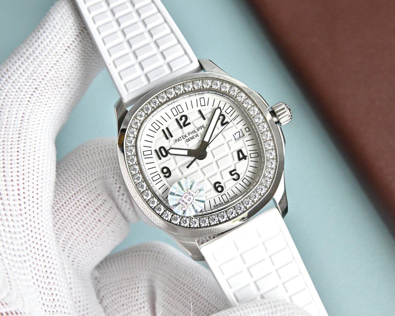 パテックフィリップ アクアノート レディース スーパーコピー 時計 代引き購入可能な最高級レプリカ 1125816512