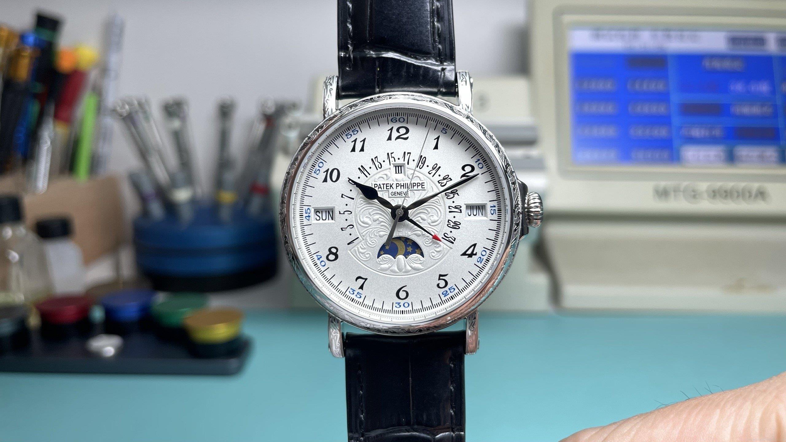 Patek Philippe 古典 5159 万年歴 時計 スーパーコピー 最高級 レプリカ 日本 購入 1134237596