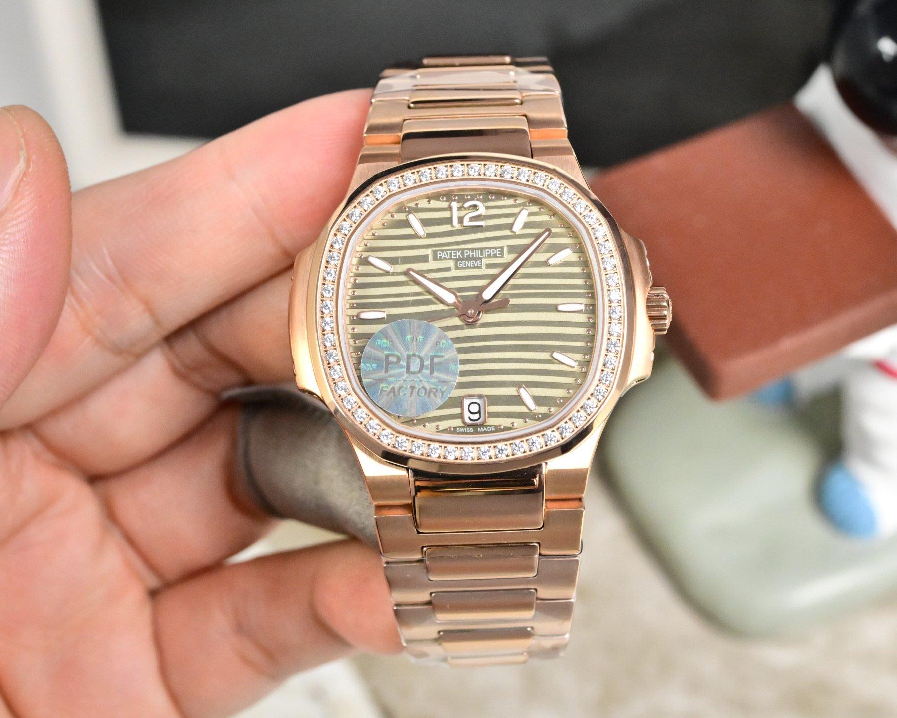 Patek Philippe 7118 スーパーコピー 時計 高品質 レプリカ 最高級 時計 代引き 購入 1134969878