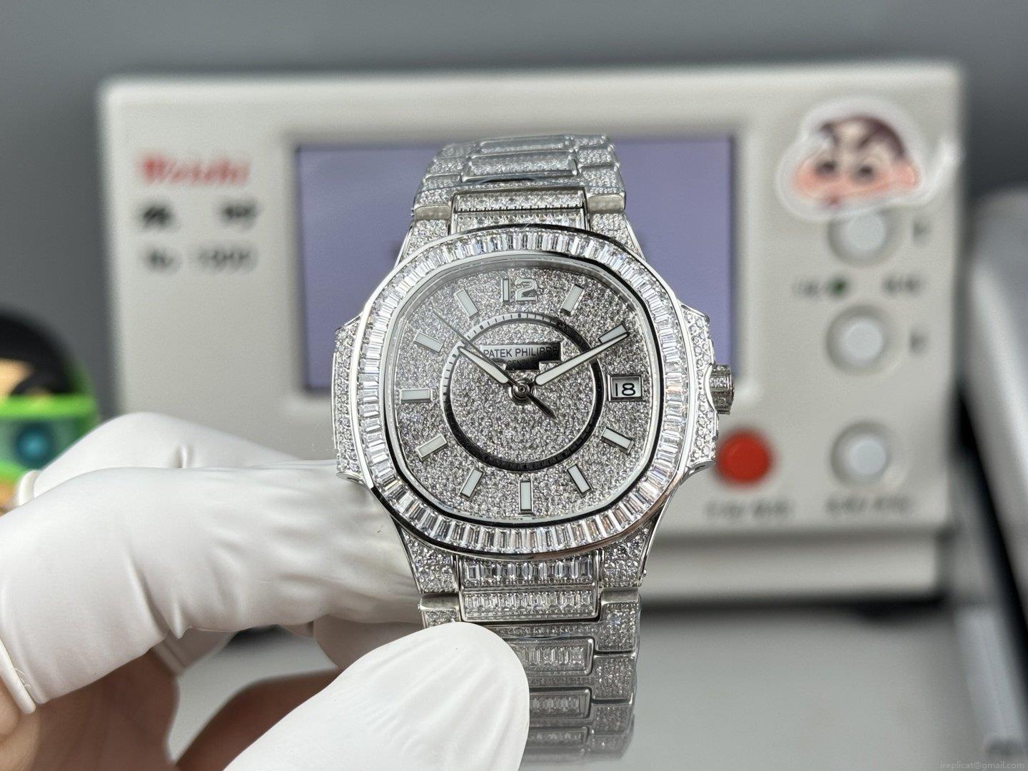 パテックフィリップ ナチュラス 7021 レディース 最高級 レプリカ 時計 ダイヤモンド スノーフレーク セッティング 1127145970