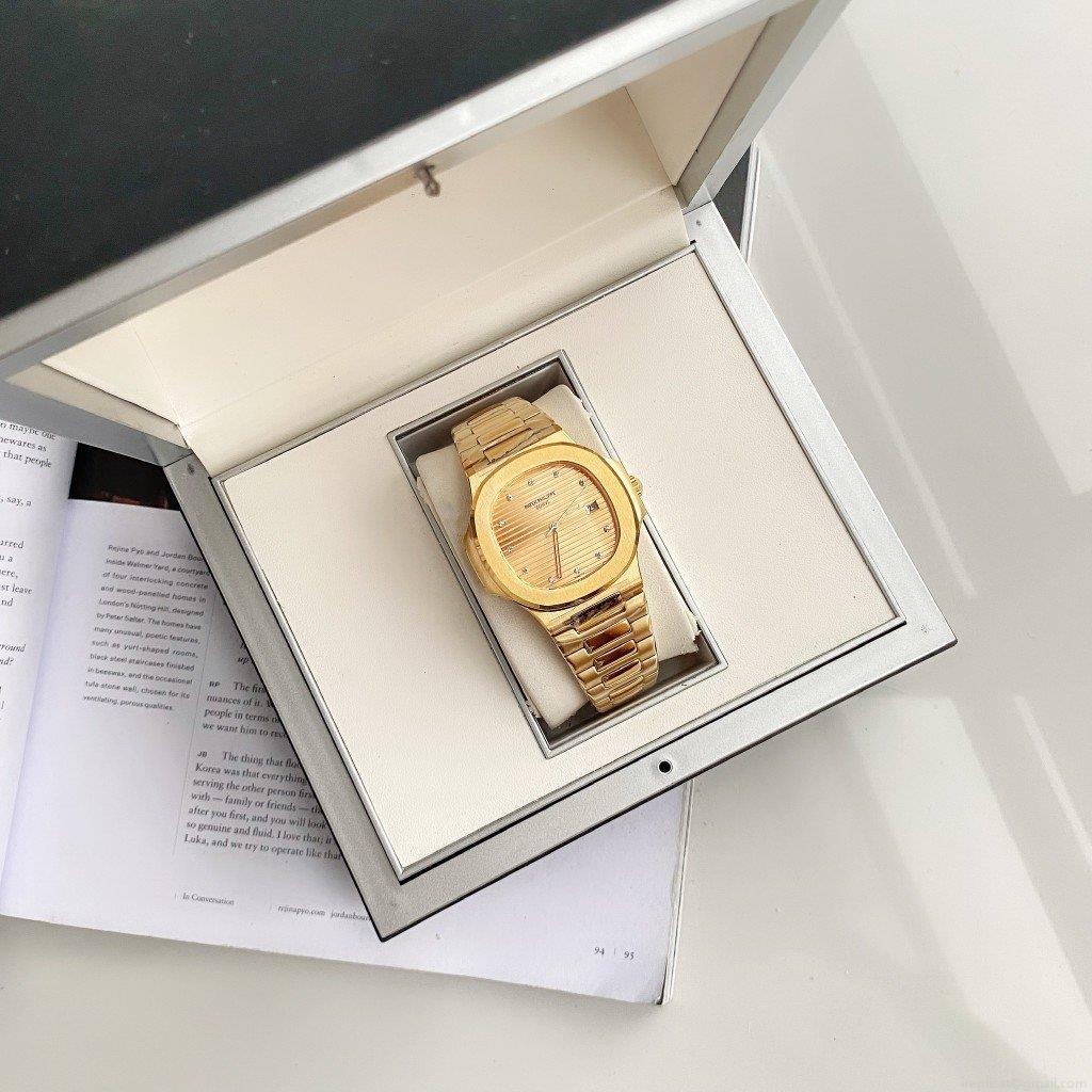 Patek Philippe Nautilus スーパーコピー 時計 最高級 レプリカ 時計 代引き購入可能 1021284254