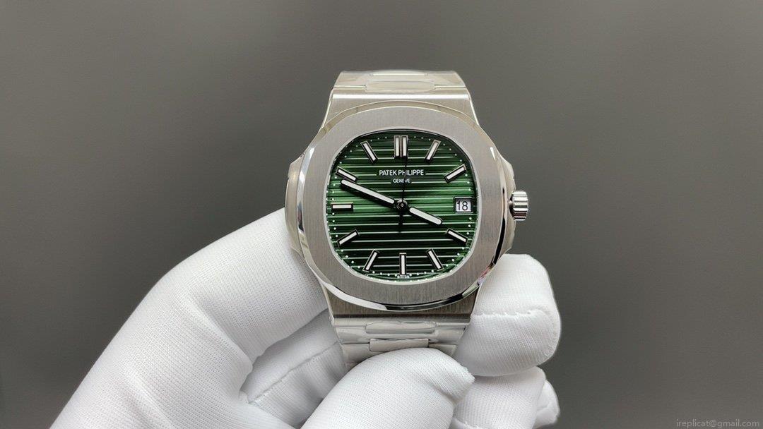 PATEK PHILIPPE ナウティラス 5711 スーパーコピー 時計 最高級 レプリカ 日本発送 1039350552