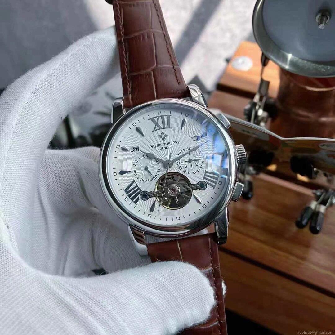 パテックフィリップ スーパーコピー 時計 高品質 機械式ムーンフェイズ クロノグラフ ビジネスカジュアル 1103999242