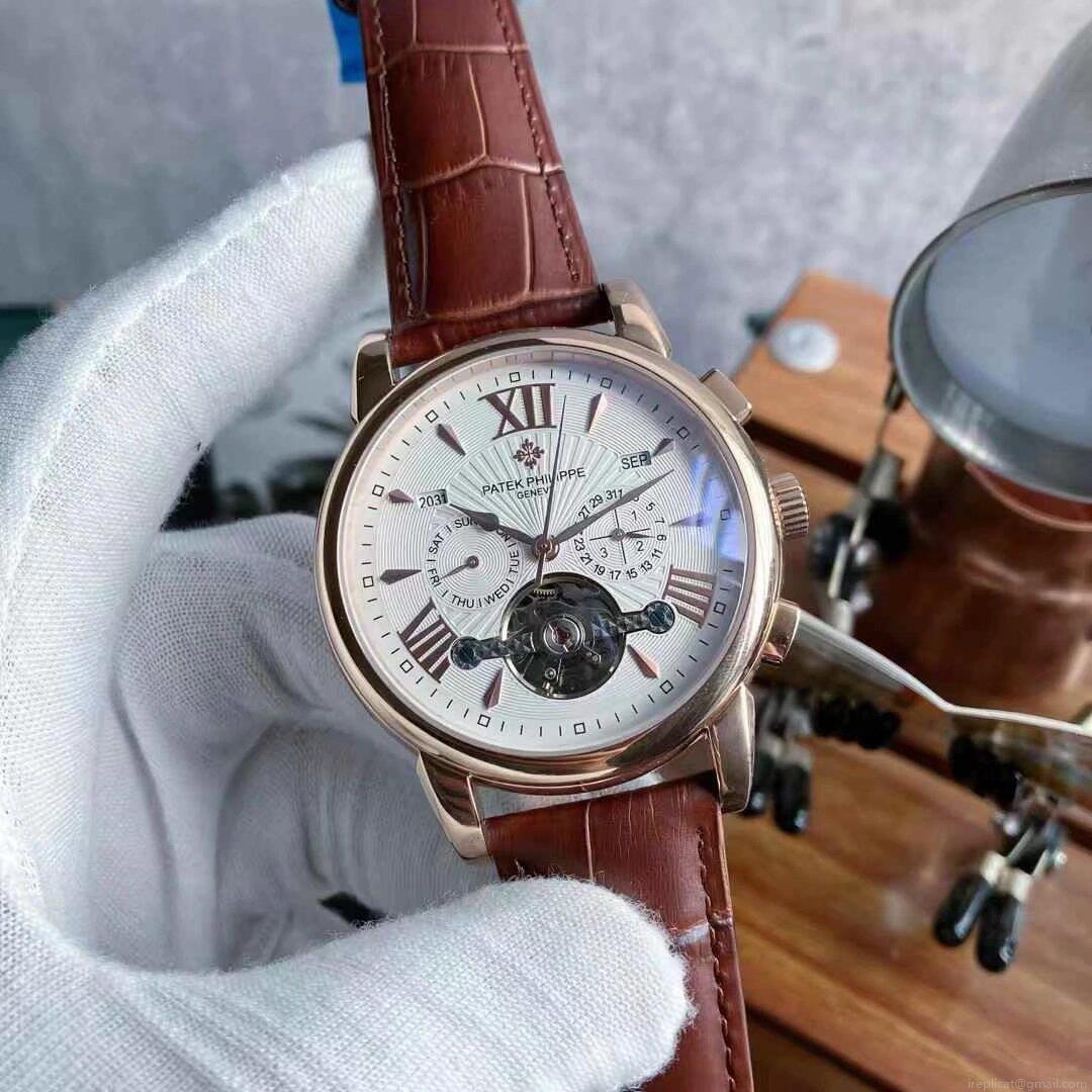 パテックフィリップ スーパーコピー 時計 高品質 機械式ムーンフェイズ クロノグラフ ビジネスカジュアル 1103999242