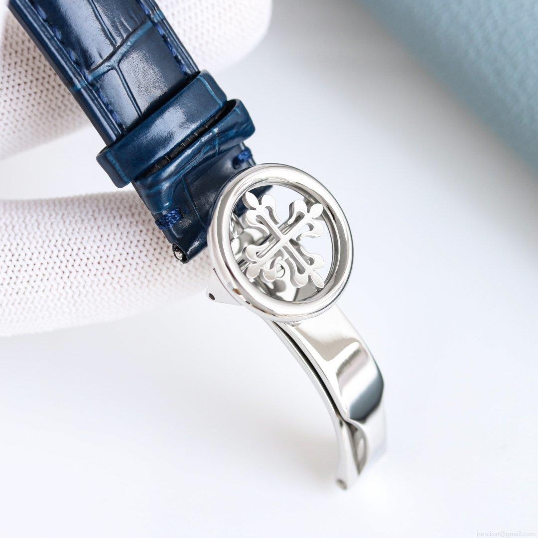 パテックフィリップ 複雑機能 クロノグラフ 5205G スーパーコピー 時計 最高級 レプリカ 1048930443