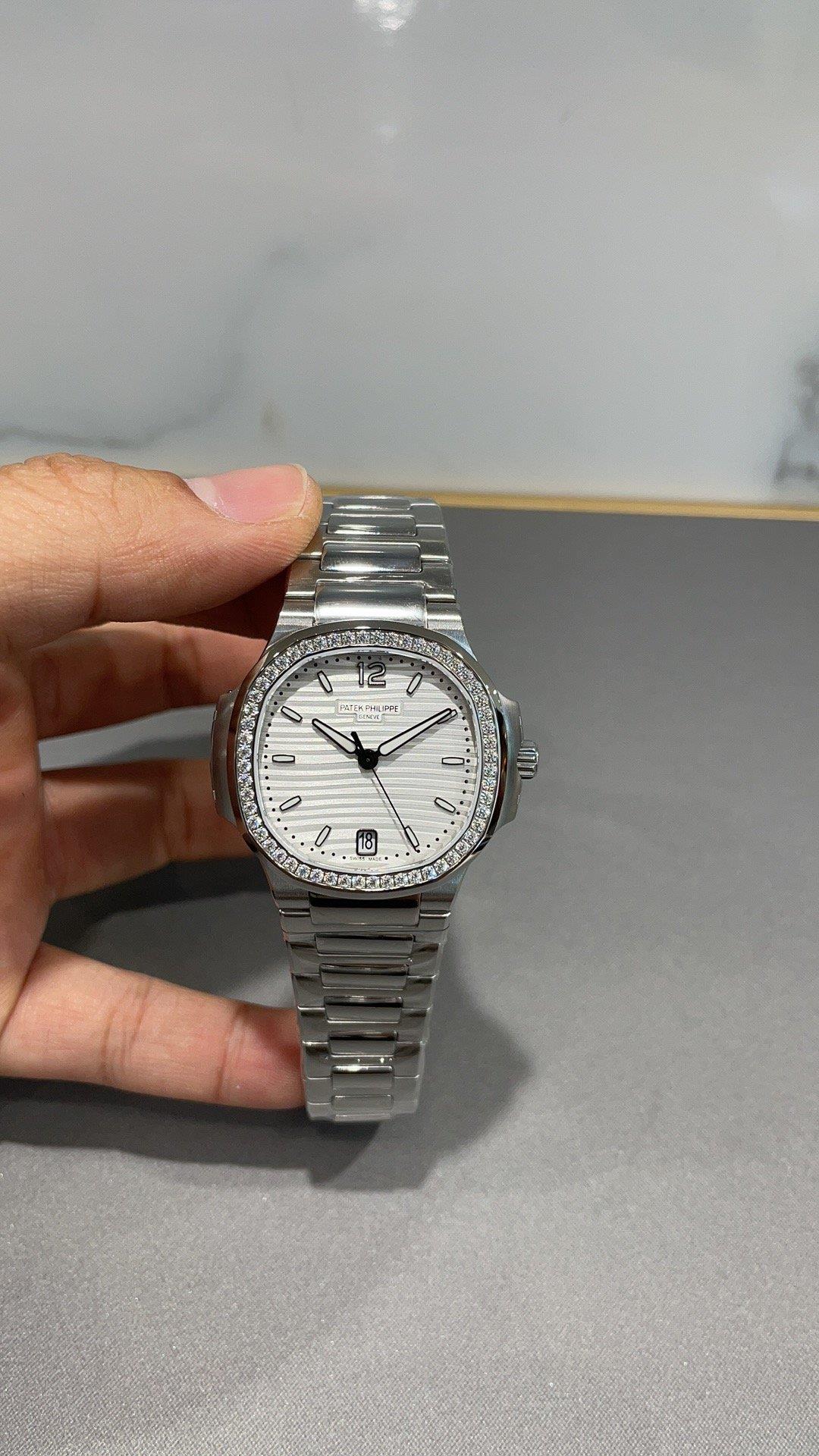 パテック・フィリップ スポーツエレガンスシリーズ 35.2mm 最高級レプリカ時計 代引き購入 1128806169